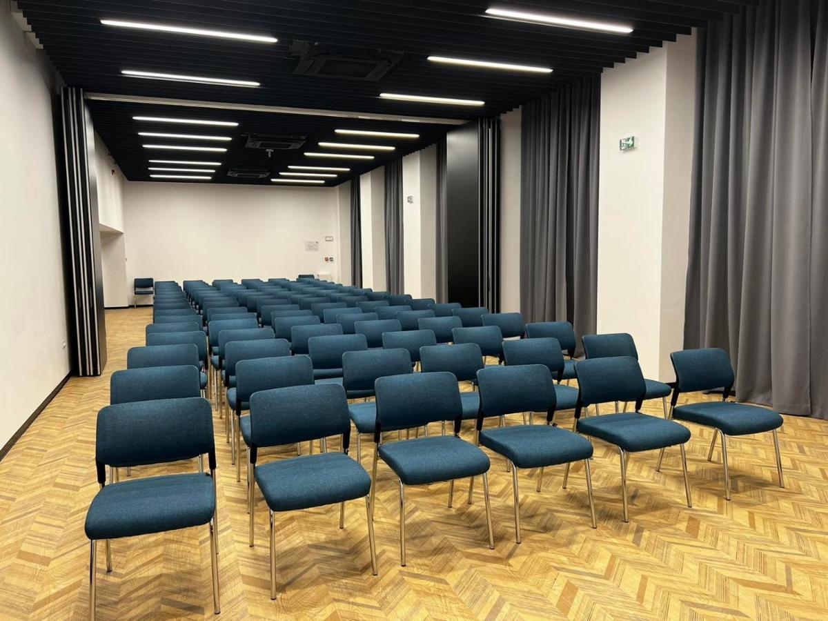 Hotel Campus 90 - Free Parking Várna Kültér fotó