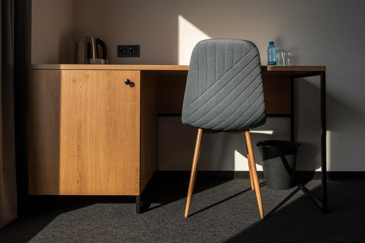 Hotel Campus 90 - Free Parking Várna Kültér fotó